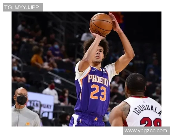 状态火热！迪温琴佐全场斩获25分9篮板5助攻1封盖